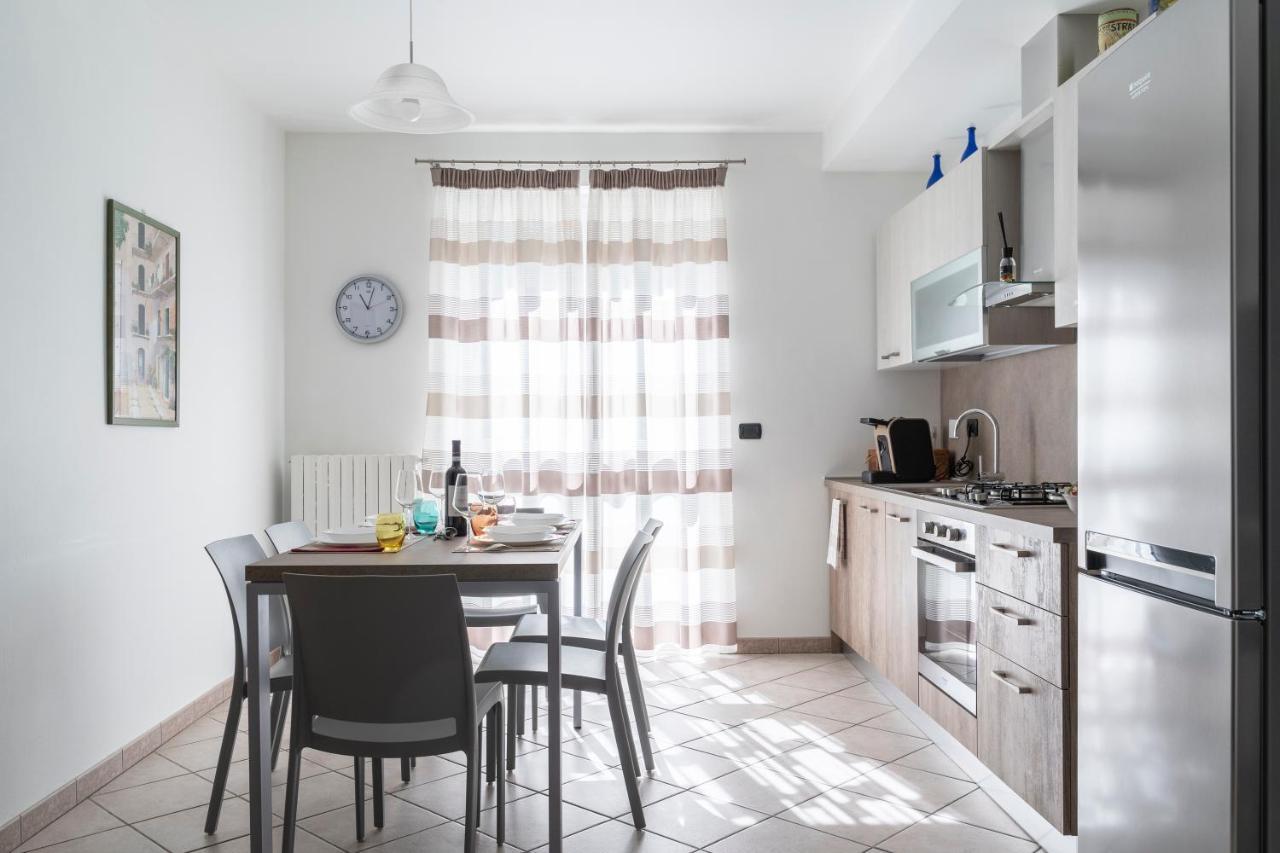 A 2 Passi Da Alba With 6 Beds Lejlighed Rodello Eksteriør billede