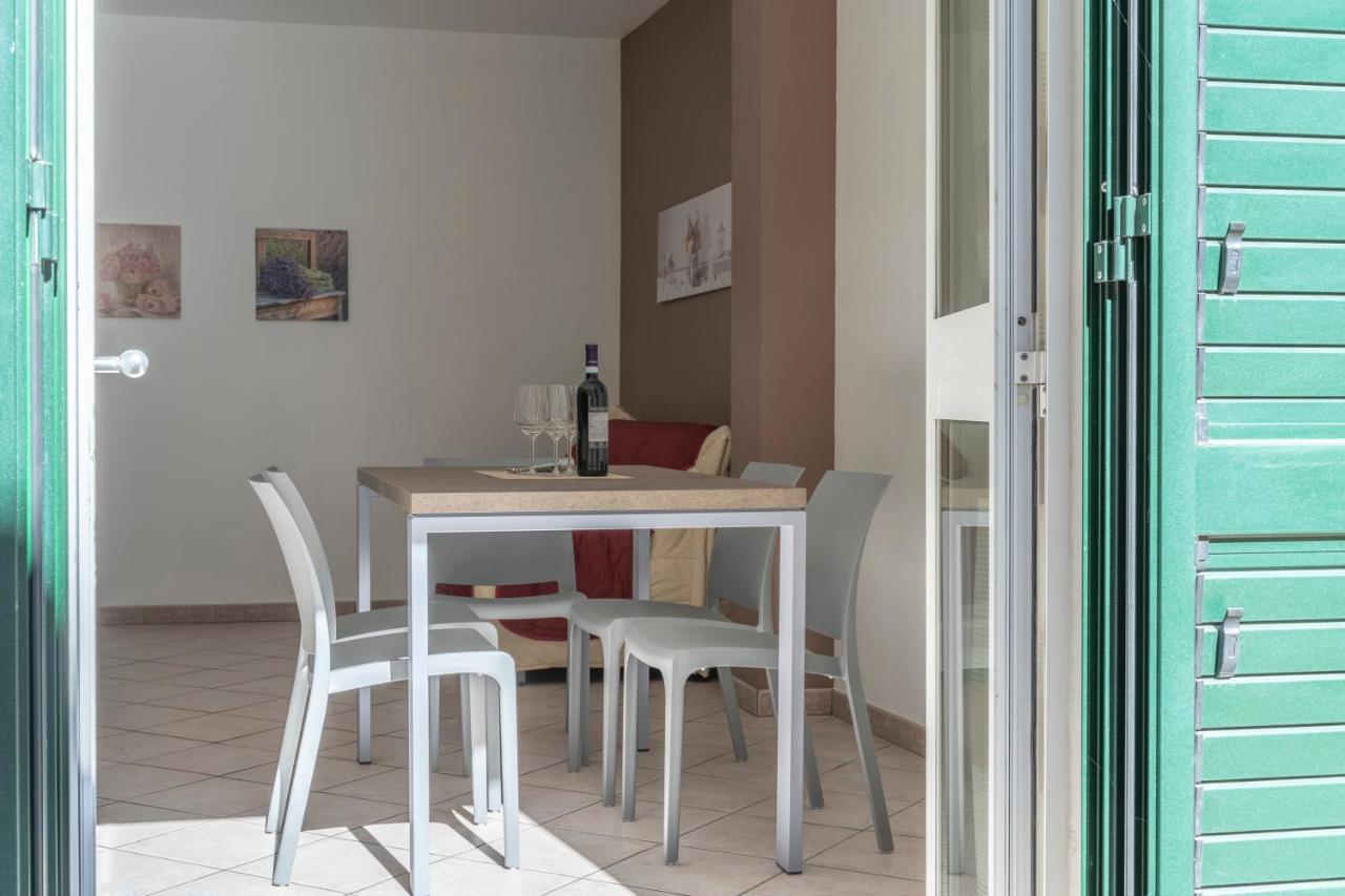 A 2 Passi Da Alba With 6 Beds Lejlighed Rodello Eksteriør billede